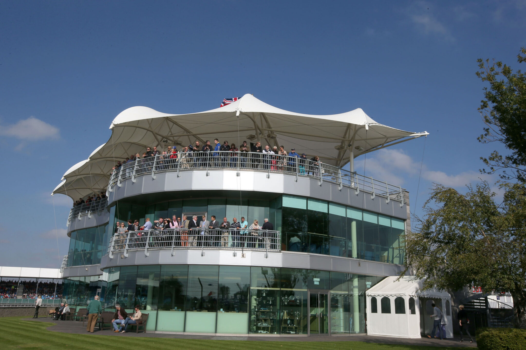 club silverstone dress code Summary of Our Silverstone F1 Race Experience at the Fusion Lounge (formerly known at the Drivers' Lounge) : r/GrandPrixTravel